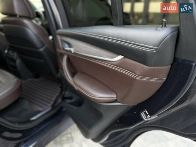 Синий БМВ Х5, объемом двигателя 2.99 л и пробегом 247 тыс. км за 35000 $, фото 60 на Automoto.ua