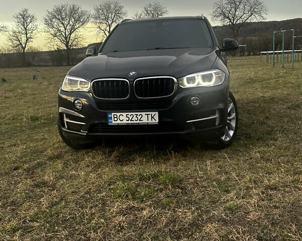 Синий БМВ Х5, объемом двигателя 2.99 л и пробегом 220 тыс. км за 29000 $, фото 2 на Automoto.ua