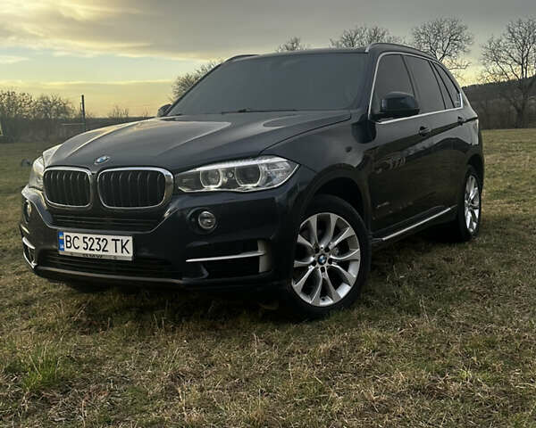 Синий БМВ Х5, объемом двигателя 2.99 л и пробегом 220 тыс. км за 29000 $, фото 3 на Automoto.ua