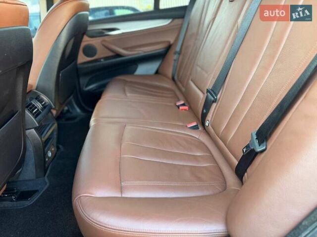 Синій БМВ Х5, об'ємом двигуна 3 л та пробігом 248 тис. км за 26000 $, фото 17 на Automoto.ua