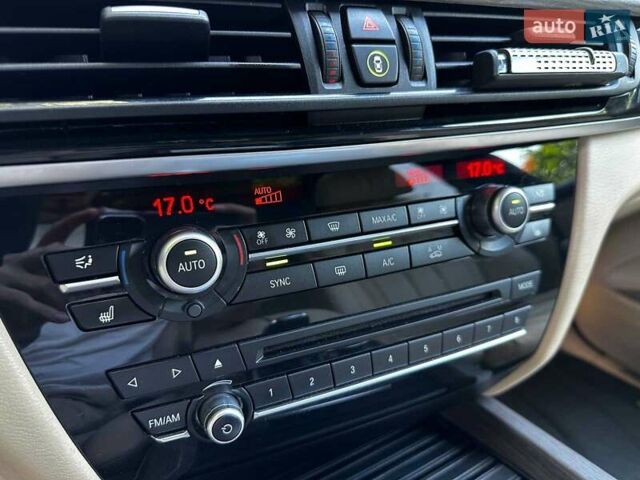 Синій БМВ Х5, об'ємом двигуна 3 л та пробігом 222 тис. км за 30990 $, фото 16 на Automoto.ua