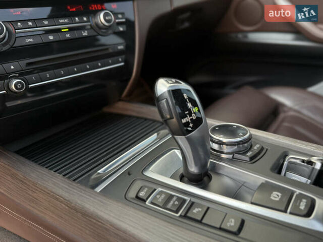 Синий БМВ Х5, объемом двигателя 2.99 л и пробегом 247 тыс. км за 35000 $, фото 99 на Automoto.ua