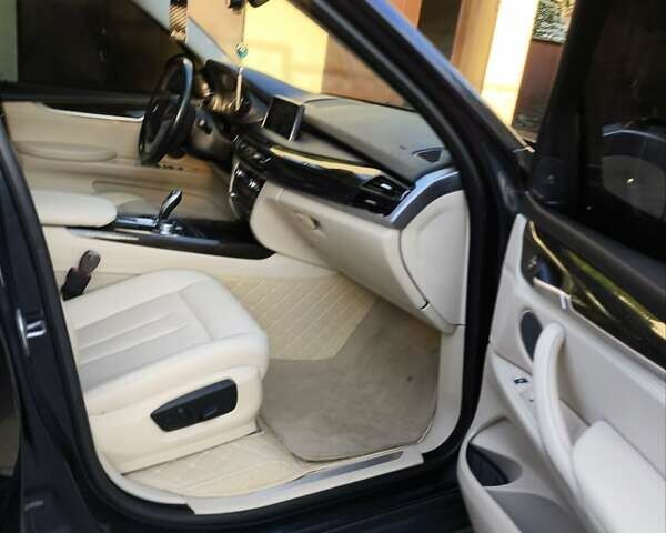 Синий БМВ Х5, объемом двигателя 3 л и пробегом 175 тыс. км за 23000 $, фото 14 на Automoto.ua