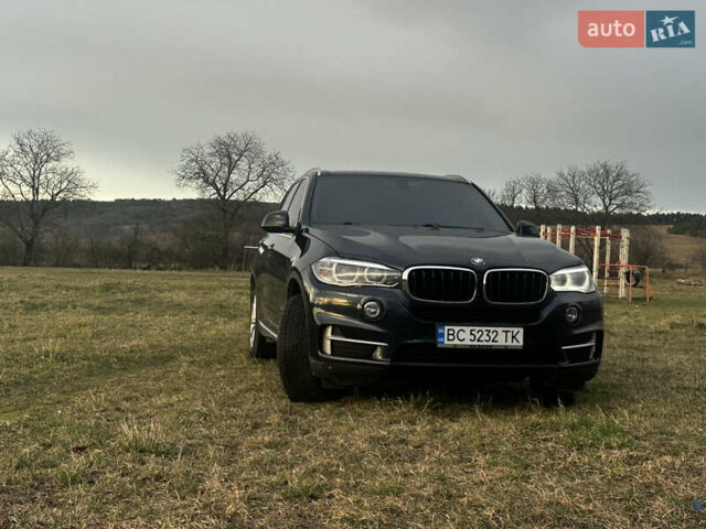 Синий БМВ Х5, объемом двигателя 2.99 л и пробегом 220 тыс. км за 29000 $, фото 1 на Automoto.ua