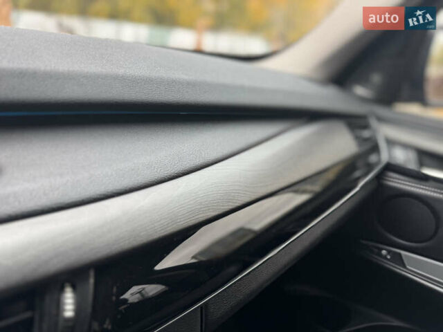 Синій БМВ Х5, об'ємом двигуна 2.99 л та пробігом 206 тис. км за 23400 $, фото 28 на Automoto.ua