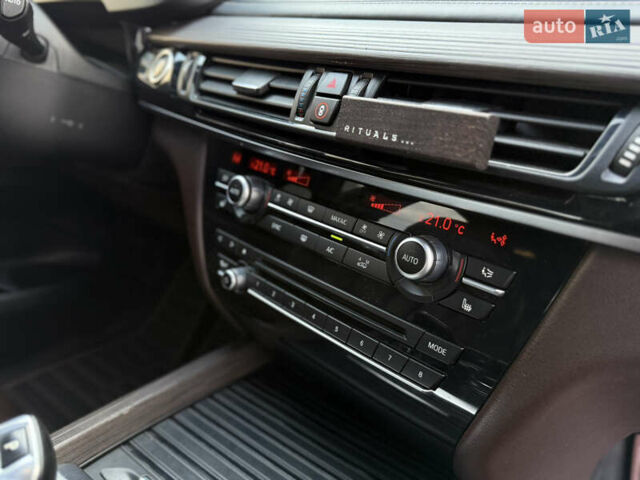 Синий БМВ Х5, объемом двигателя 2.99 л и пробегом 247 тыс. км за 35000 $, фото 56 на Automoto.ua