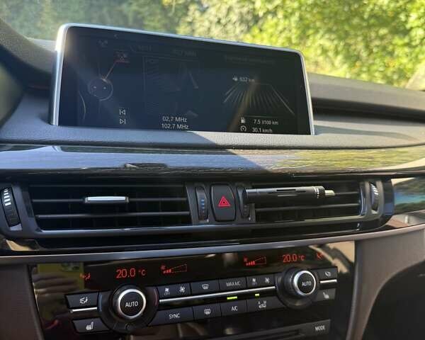 Синій БМВ Х5, об'ємом двигуна 3 л та пробігом 221 тис. км за 30000 $, фото 15 на Automoto.ua