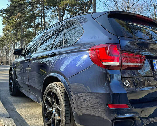 Синій БМВ Х5, об'ємом двигуна 2.98 л та пробігом 215 тис. км за 27000 $, фото 8 на Automoto.ua