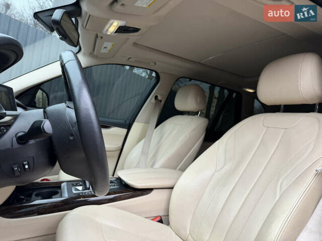 Синій БМВ Х5, об'ємом двигуна 2.98 л та пробігом 203 тис. км за 17500 $, фото 17 на Automoto.ua
