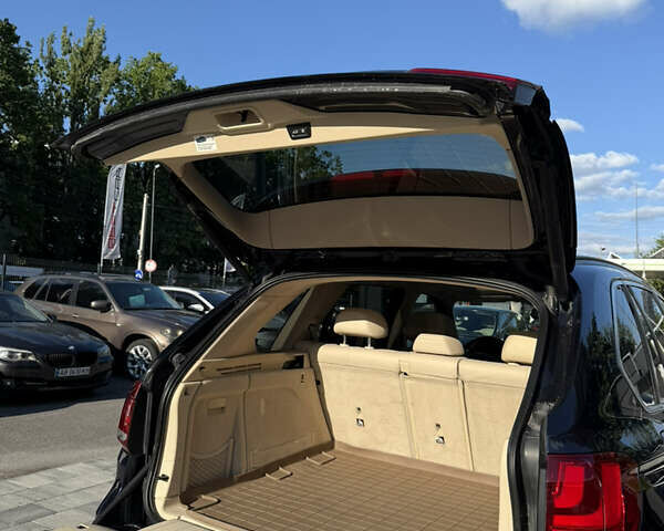 Синий БМВ Х5, объемом двигателя 2.98 л и пробегом 226 тыс. км за 20000 $, фото 32 на Automoto.ua