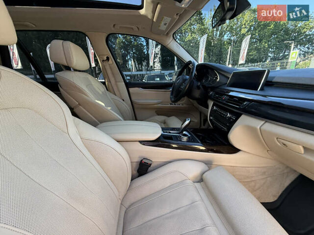 Синий БМВ Х5, объемом двигателя 2.98 л и пробегом 226 тыс. км за 20000 $, фото 29 на Automoto.ua