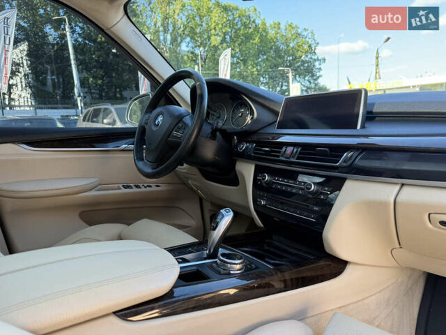 Синий БМВ Х5, объемом двигателя 2.98 л и пробегом 226 тыс. км за 20000 $, фото 30 на Automoto.ua