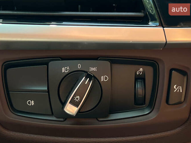 Синий БМВ Х5, объемом двигателя 3 л и пробегом 120 тыс. км за 35750 $, фото 13 на Automoto.ua