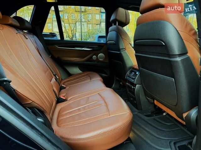 Синій БМВ Х5, об'ємом двигуна 2.99 л та пробігом 170 тис. км за 38499 $, фото 32 на Automoto.ua