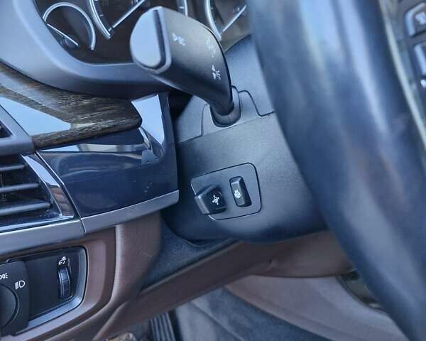 Синий БМВ Х5, объемом двигателя 2.98 л и пробегом 170 тыс. км за 25500 $, фото 28 на Automoto.ua
