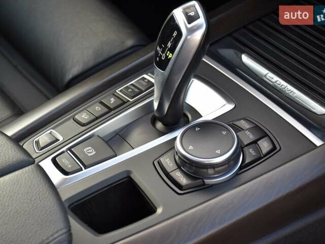 Синій БМВ Х5, об'ємом двигуна 2 л та пробігом 188 тис. км за 29900 $, фото 47 на Automoto.ua