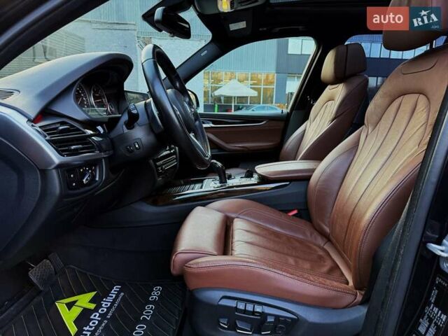 Синій БМВ Х5, об'ємом двигуна 2.99 л та пробігом 170 тис. км за 38499 $, фото 28 на Automoto.ua