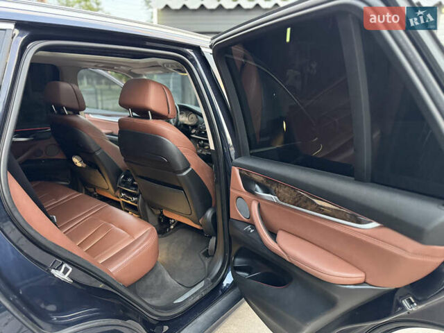 Синій БМВ Х5, об'ємом двигуна 4.39 л та пробігом 122 тис. км за 31800 $, фото 12 на Automoto.ua