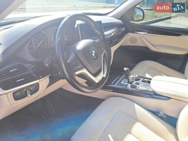 Синій БМВ Х5, об'ємом двигуна 2.98 л та пробігом 116 тис. км за 32000 $, фото 14 на Automoto.ua