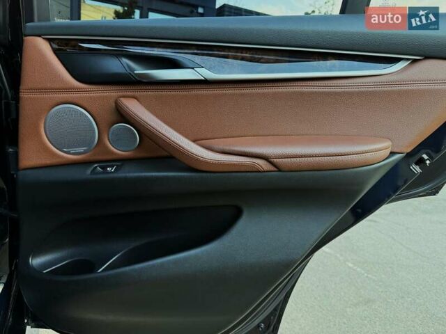 Синій БМВ Х5, об'ємом двигуна 2.99 л та пробігом 170 тис. км за 38499 $, фото 31 на Automoto.ua