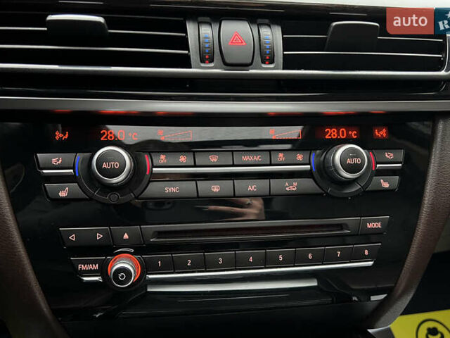 Синий БМВ Х5, объемом двигателя 2.99 л и пробегом 162 тыс. км за 28750 $, фото 19 на Automoto.ua