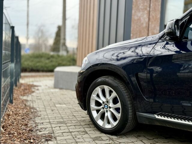 Синий БМВ Х5, объемом двигателя 3 л и пробегом 160 тыс. км за 28500 $, фото 6 на Automoto.ua