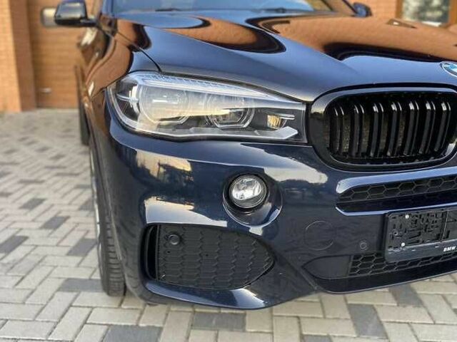 Синій БМВ Х5, об'ємом двигуна 3 л та пробігом 125 тис. км за 22000 $, фото 2 на Automoto.ua
