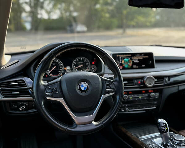Синий БМВ Х5, объемом двигателя 3 л и пробегом 175 тыс. км за 22500 $, фото 7 на Automoto.ua