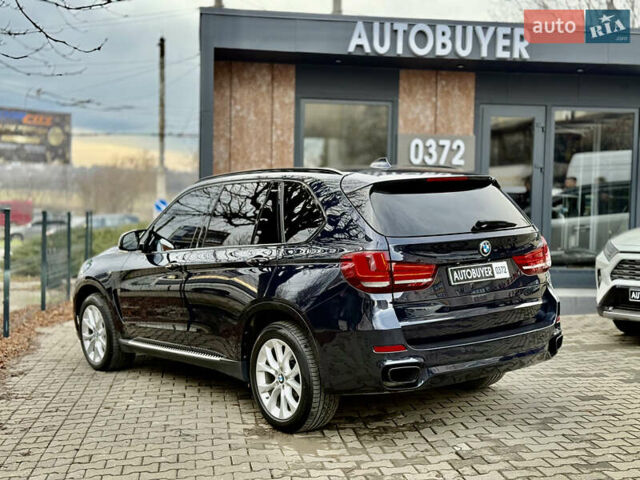 Синій БМВ Х5, об'ємом двигуна 2.99 л та пробігом 160 тис. км за 28500 $, фото 3 на Automoto.ua
