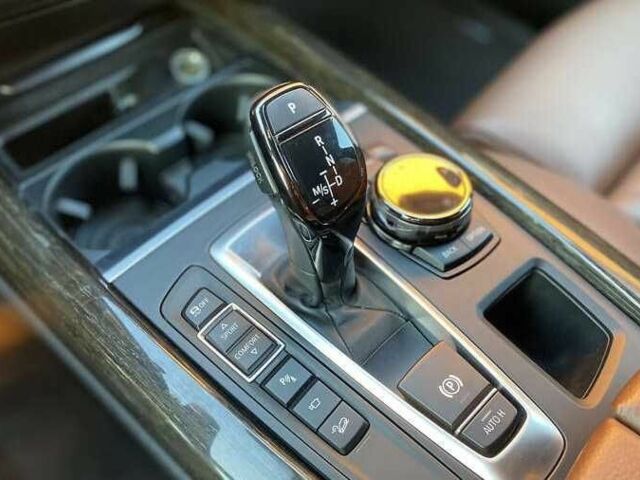 Синій БМВ Х5, об'ємом двигуна 3 л та пробігом 125 тис. км за 22000 $, фото 16 на Automoto.ua