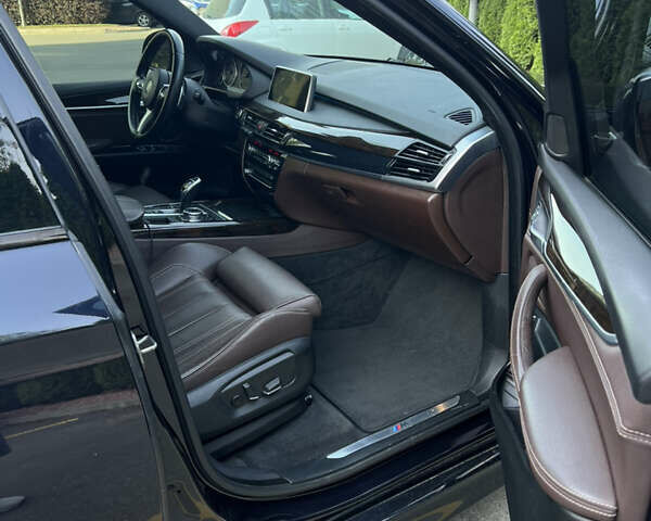 Синий БМВ Х5, объемом двигателя 2.98 л и пробегом 201 тыс. км за 27777 $, фото 19 на Automoto.ua