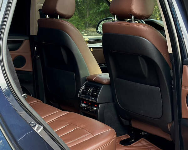 Синий БМВ Х5, объемом двигателя 3 л и пробегом 175 тыс. км за 22500 $, фото 9 на Automoto.ua