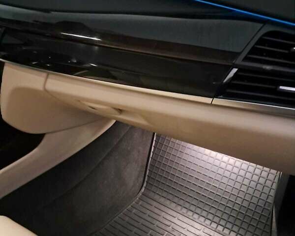 Синій БМВ Х5, об'ємом двигуна 2.98 л та пробігом 116 тис. км за 32000 $, фото 22 на Automoto.ua