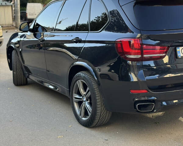 Синий БМВ Х5, объемом двигателя 2.98 л и пробегом 162 тыс. км за 30000 $, фото 5 на Automoto.ua