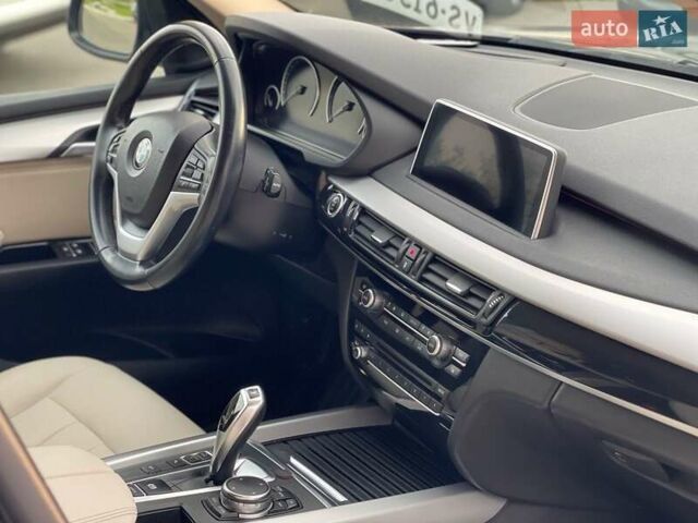 Синий БМВ Х5, объемом двигателя 3 л и пробегом 289 тыс. км за 28700 $, фото 27 на Automoto.ua