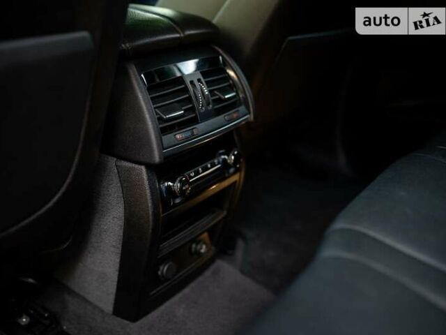 Синій БМВ Х5, об'ємом двигуна 2.99 л та пробігом 217 тис. км за 36500 $, фото 9 на Automoto.ua