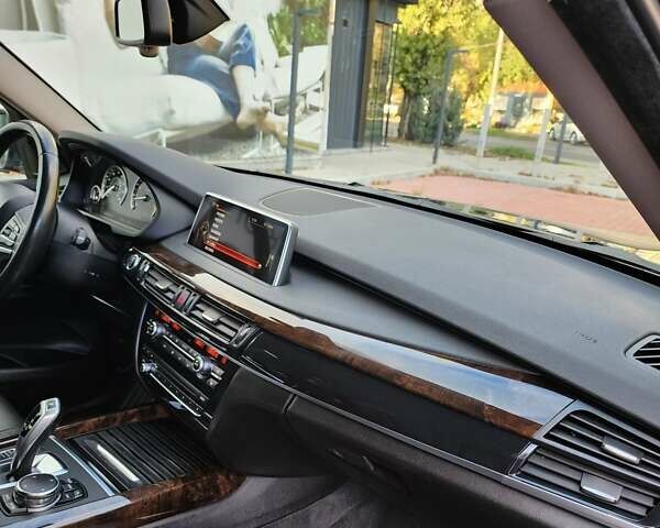 Синий БМВ Х5, объемом двигателя 2.98 л и пробегом 104 тыс. км за 24000 $, фото 13 на Automoto.ua