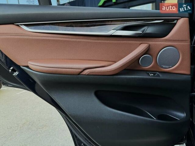 Синій БМВ Х5, об'ємом двигуна 2.99 л та пробігом 170 тис. км за 38499 $, фото 29 на Automoto.ua