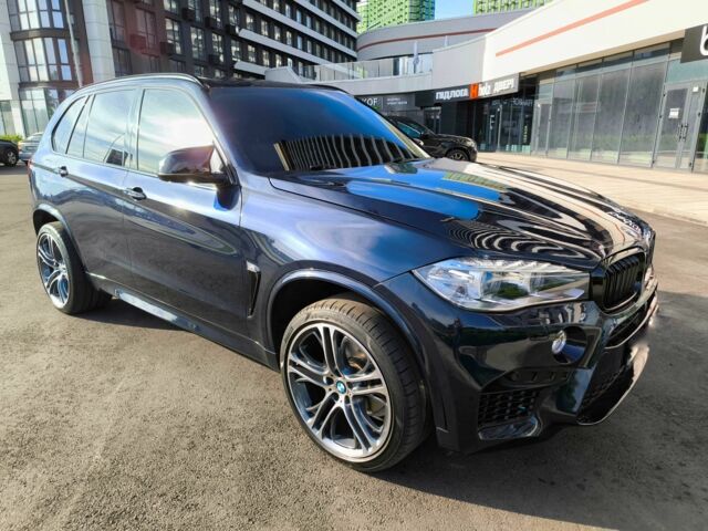 Синий БМВ Х5, объемом двигателя 3 л и пробегом 167 тыс. км за 29999 $, фото 1 на Automoto.ua