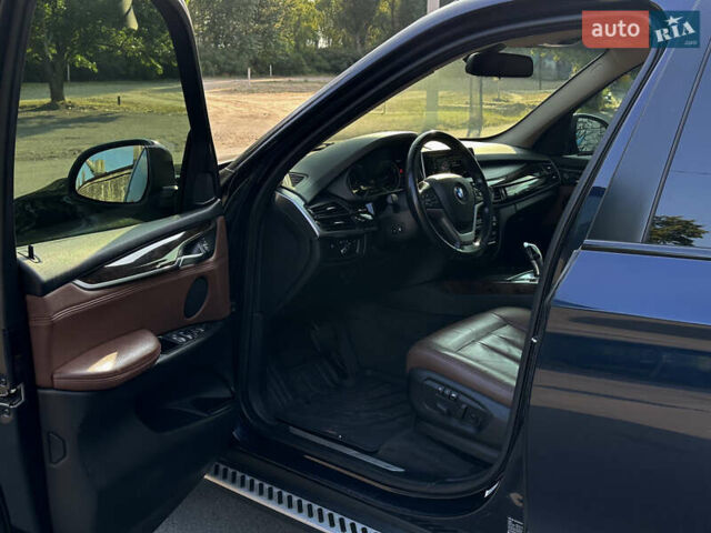 Синий БМВ Х5, объемом двигателя 3 л и пробегом 175 тыс. км за 22500 $, фото 10 на Automoto.ua
