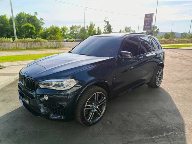 Синий БМВ Х5, объемом двигателя 3 л и пробегом 167 тыс. км за 29999 $, фото 2 на Automoto.ua