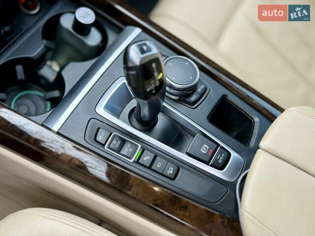 Синій БМВ Х5, об'ємом двигуна 2.99 л та пробігом 160 тис. км за 28500 $, фото 21 на Automoto.ua