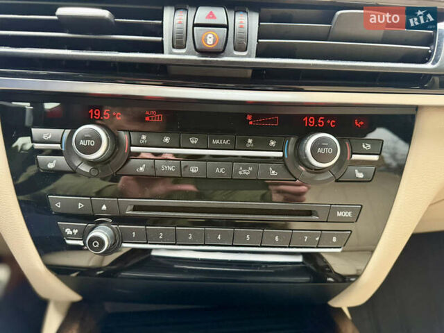 Синий БМВ Х5, объемом двигателя 3 л и пробегом 245 тыс. км за 29950 $, фото 20 на Automoto.ua