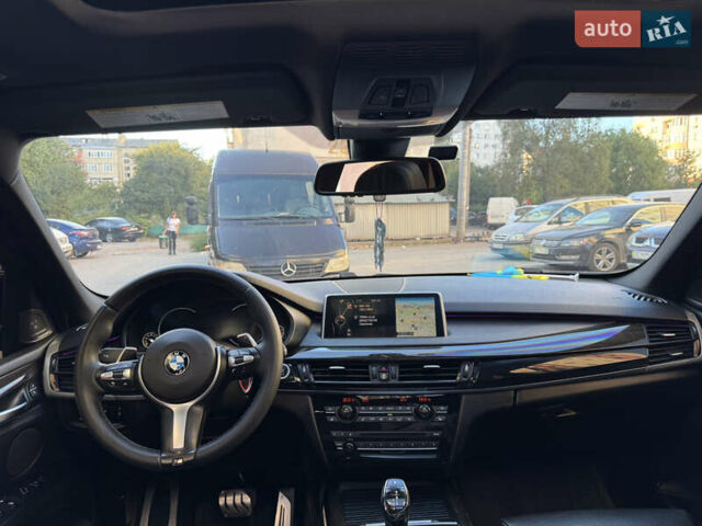 Синий БМВ Х5, объемом двигателя 2.98 л и пробегом 162 тыс. км за 30000 $, фото 26 на Automoto.ua