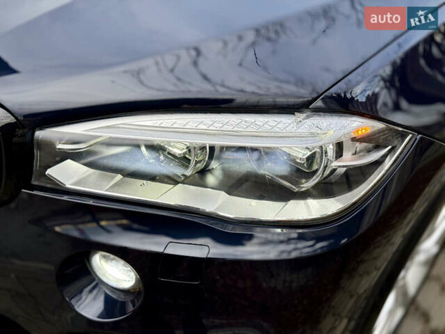 Синій БМВ Х5, об'ємом двигуна 2.99 л та пробігом 160 тис. км за 28500 $, фото 11 на Automoto.ua