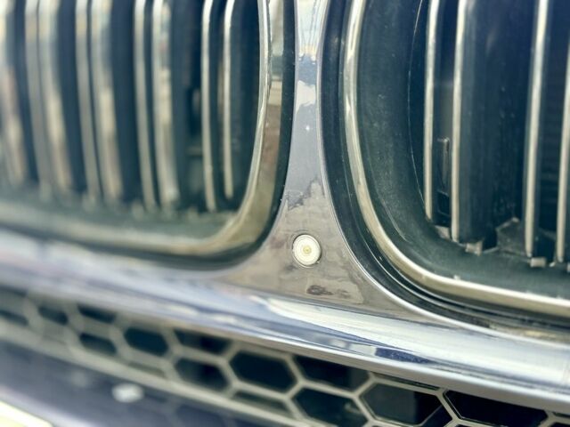 Синий БМВ Х5, объемом двигателя 3 л и пробегом 160 тыс. км за 28500 $, фото 13 на Automoto.ua