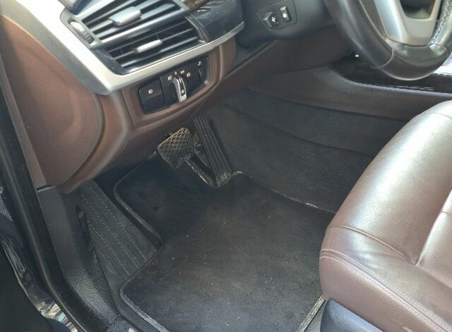 Синій БМВ Х5, об'ємом двигуна 3 л та пробігом 348 тис. км за 25500 $, фото 18 на Automoto.ua