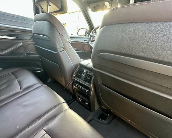 Синий БМВ Х5, объемом двигателя 2.99 л и пробегом 195 тыс. км за 35000 $, фото 8 на Automoto.ua