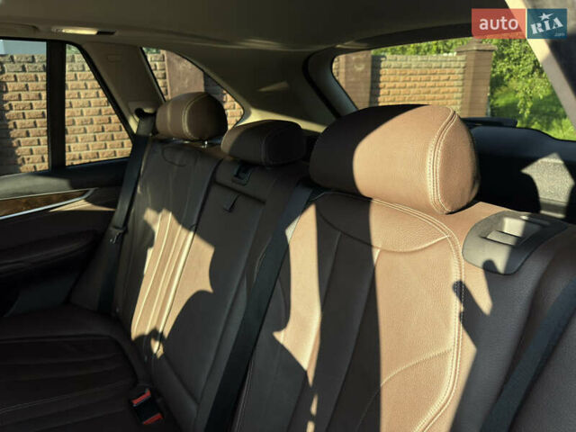 Синий БМВ Х5, объемом двигателя 2.99 л и пробегом 228 тыс. км за 27000 $, фото 9 на Automoto.ua