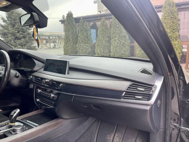 Синий БМВ Х5, объемом двигателя 0 л и пробегом 290 тыс. км за 27500 $, фото 4 на Automoto.ua